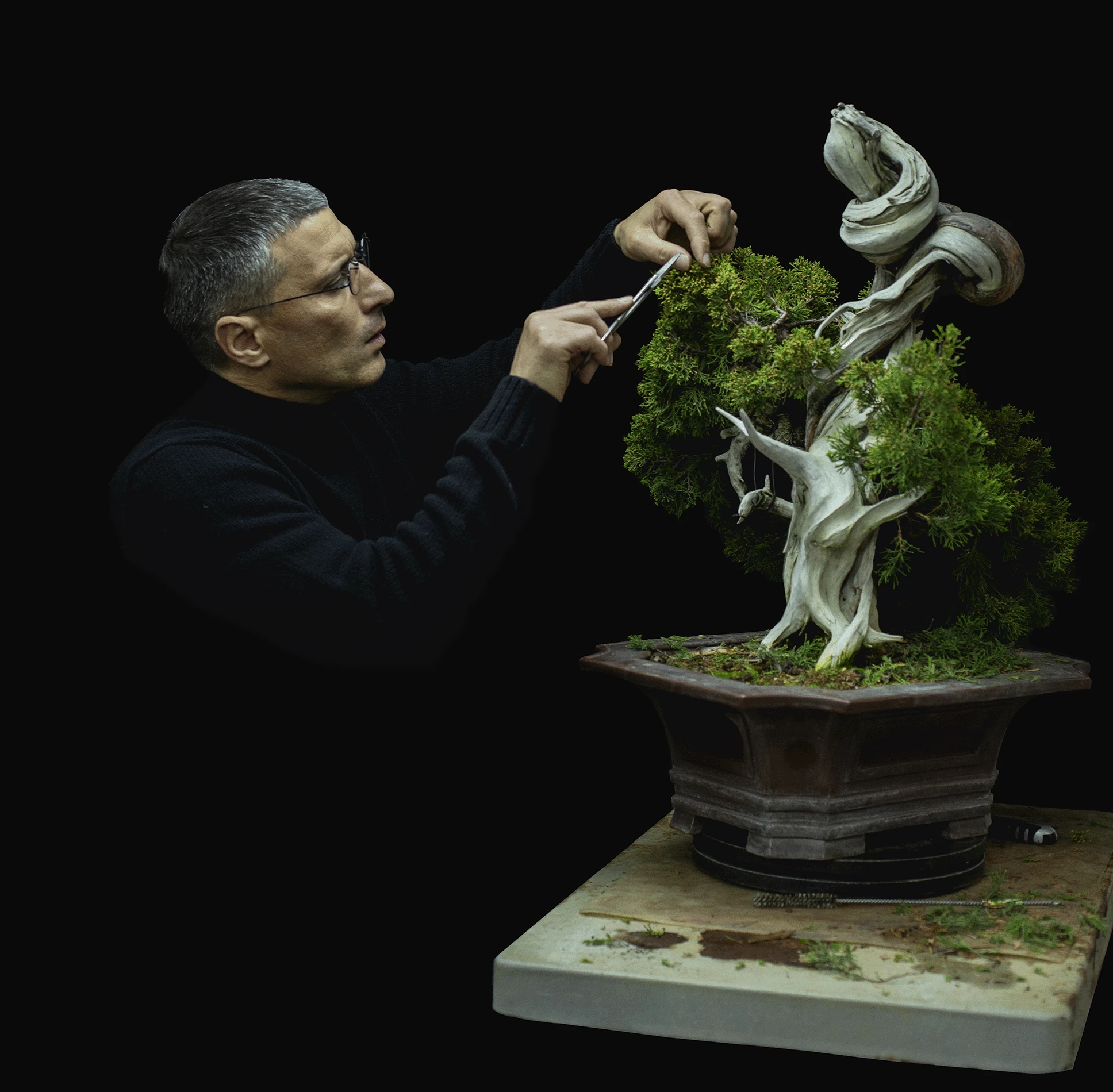 пител черный b